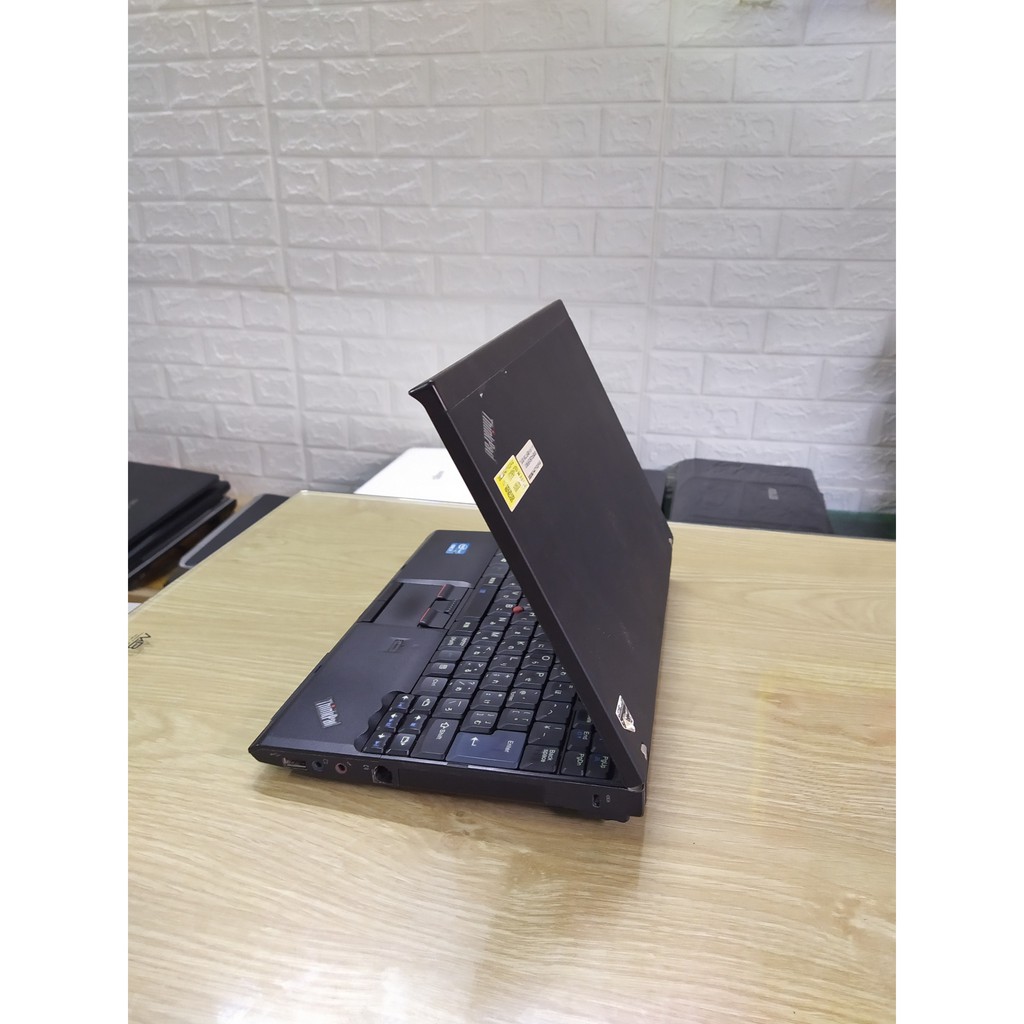 Laptop cũ Lenovo Thinkpad X201 - Core i7, chơi game, xem phim