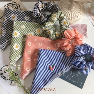 Bộ scrunchies + badana mẫu kẻ hoa
