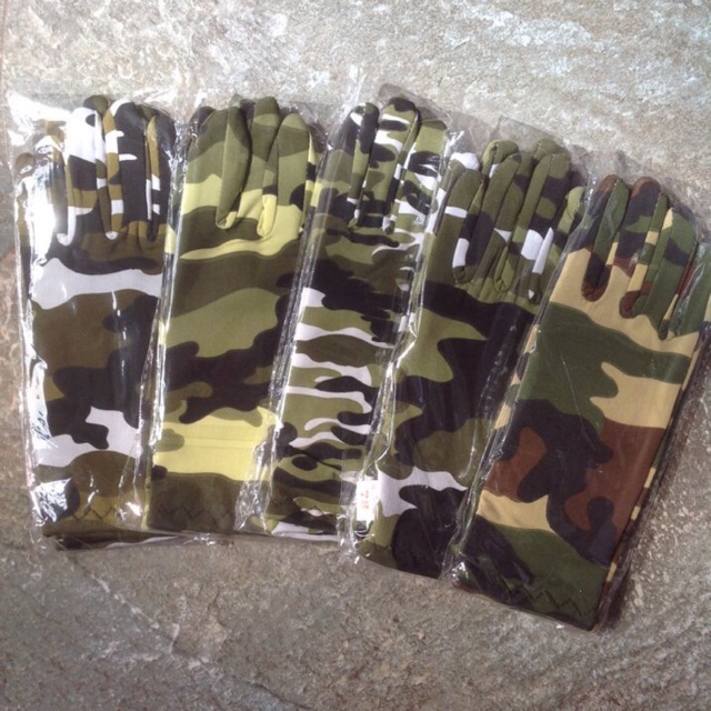 Găng tay màu lính, găng tay rằn ri