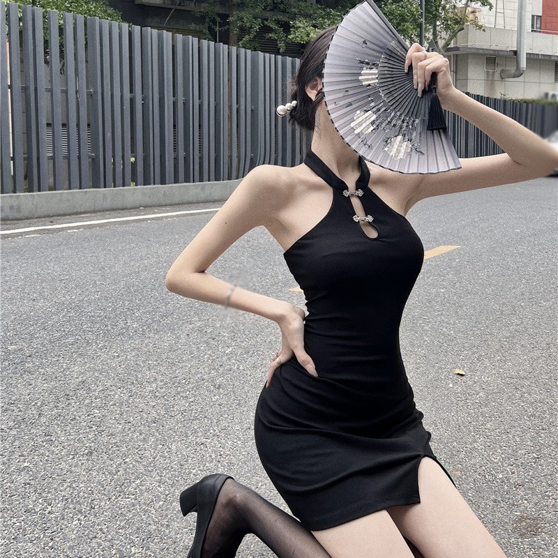 Đầm Sát Nách Hở Lưng Form Ôm Xẻ Tà Phong Cách Retro Trung Quốc