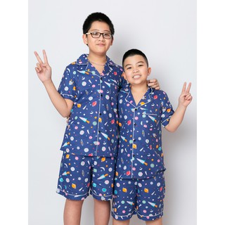 Đồ bộ pijama bé trai áo cộc quần đùi màu xanh hình vũ trụ nhỏ