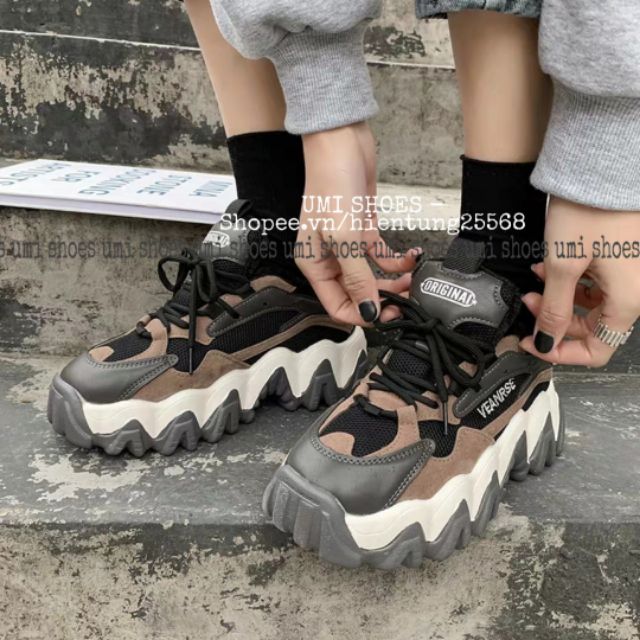 [HOT2020] Giày thể thao nữ Ulzzang ORIGINAL nâng độn đế cao 5cm răng cưa màu đen trắng năng động cá tính mới | BigBuy360 - bigbuy360.vn