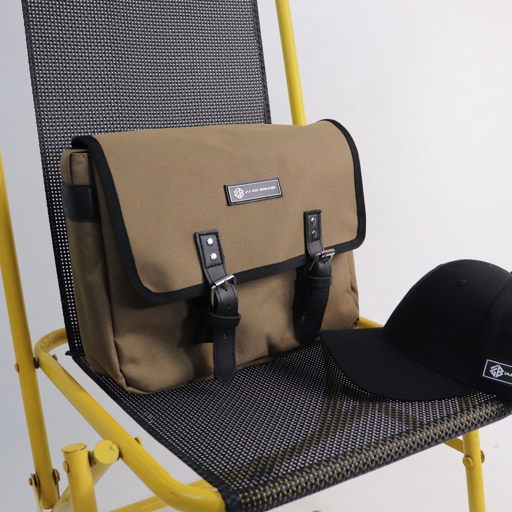 iGB Crossbody Bag - Túi Đeo Chéo iGB