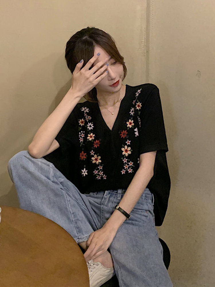 Áo Len Tay Ngắn Dáng Rộng Phong Cách Hàn Quốc N240 | BigBuy360 - bigbuy360.vn