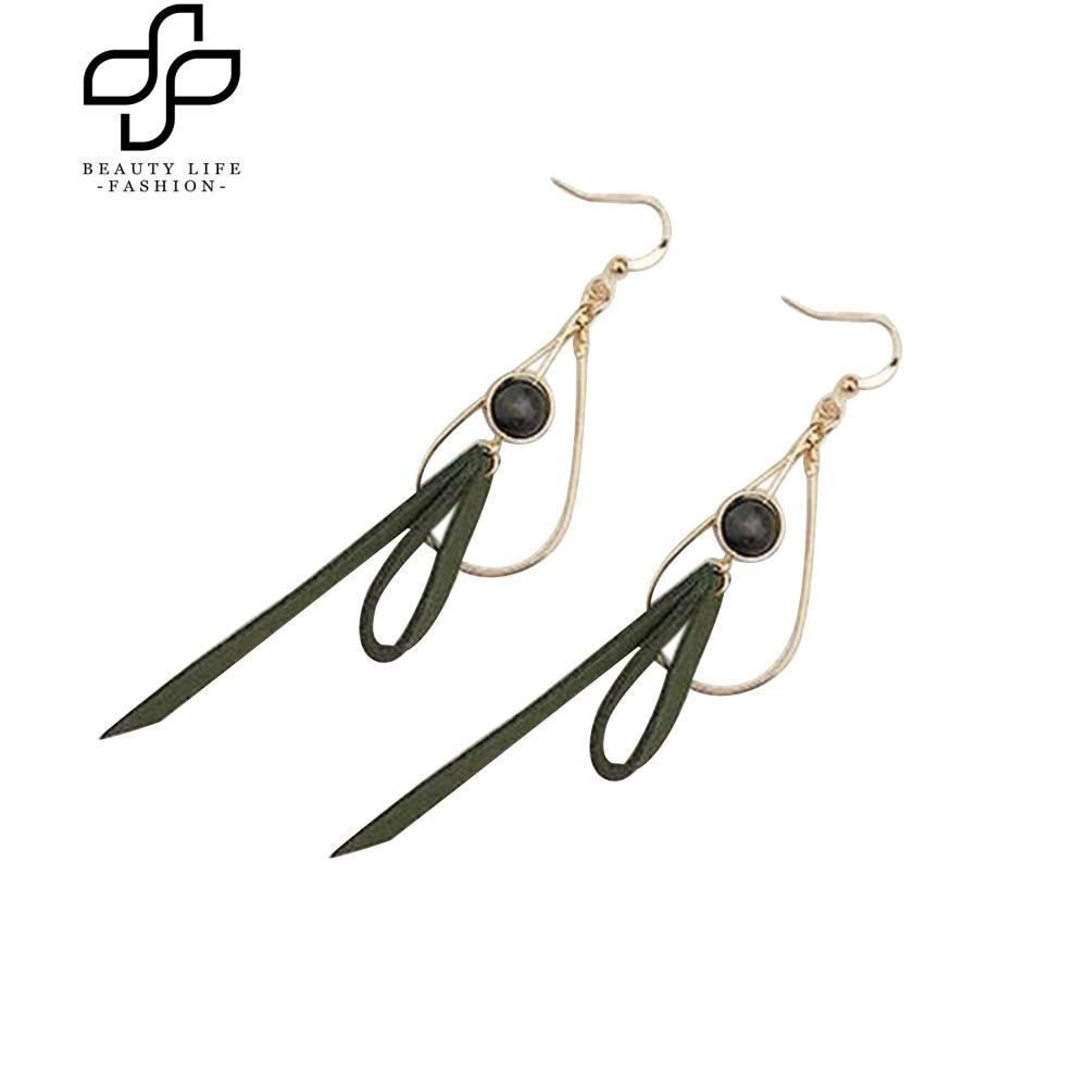 Bông tai giọt nước thắt nơ