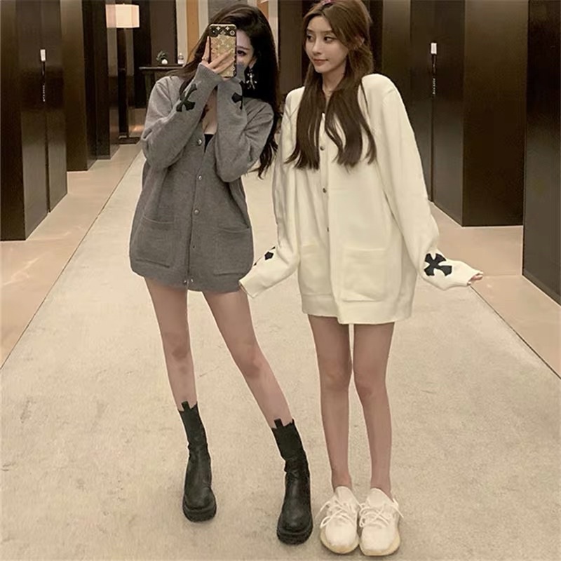 Áo khoác cadigan thêu lưng