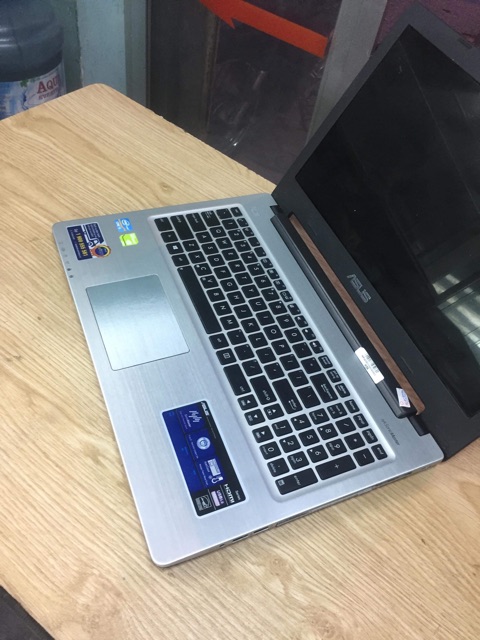 Laptop vỏ nhôm Asus K56Cb chíp i5-3337u ram 8gb ssd 120gb Vga 740m+hd 4000 game mượt | BigBuy360 - bigbuy360.vn