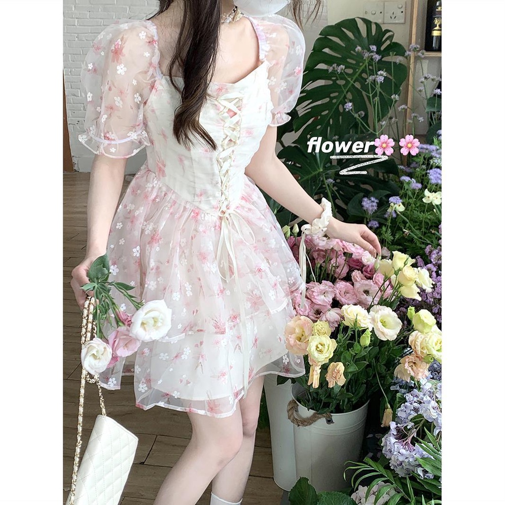 Váy hoa tiểu thư ngắn dáng xòe nhẹ nhàng