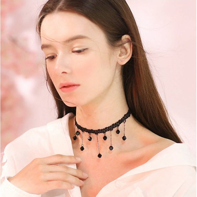 Vòng chocker đính hạt đen tua rua đơn sắc VC22