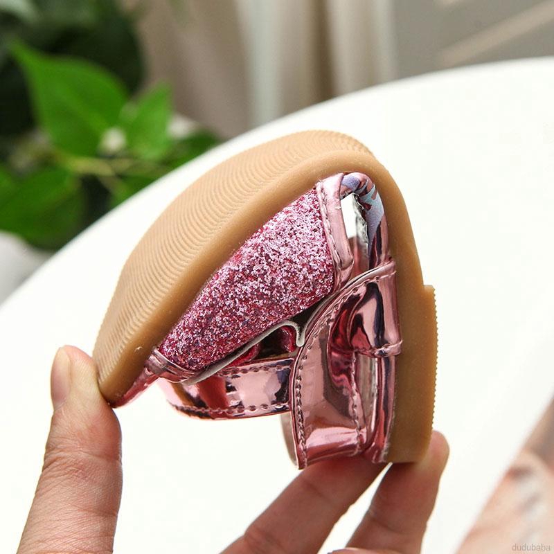 Giày Sandal Da Bóng Đế Bằng Cho Bé Gái