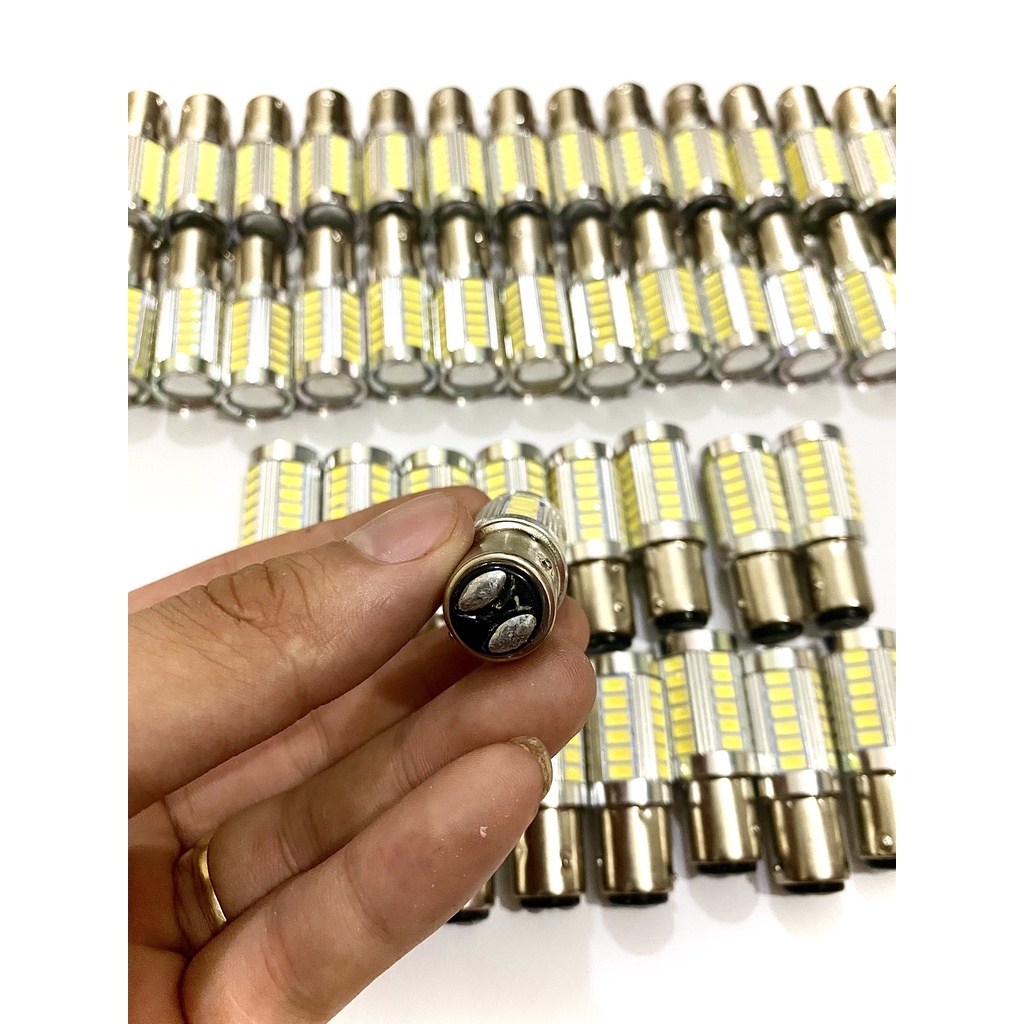 Đèn Hậu Nháy F1 33 Tim Nháy Phanh Chớp Siêu Sáng