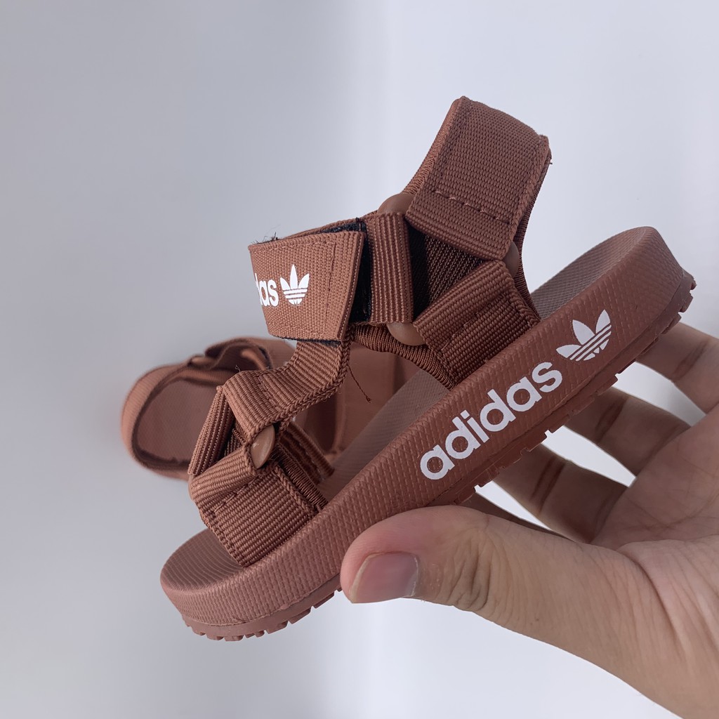 Xăng đan Đế Mềm Chống Trượt Thoáng Khí Thời Trang Mùa Hè 2020 Cho Bé Trai