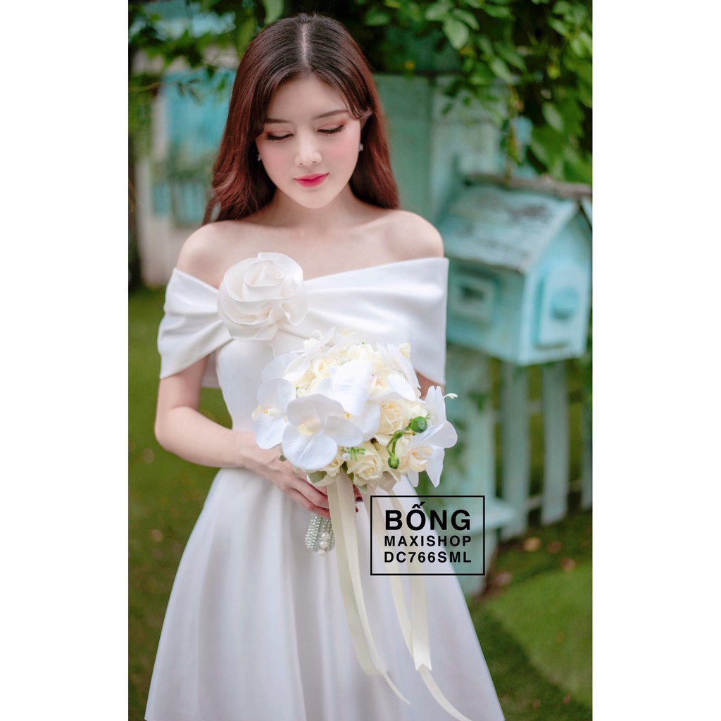 BỐNG MAXI SHOP - DC776 - Váy Cưới Trễ Vai Hoa Phi Nhật