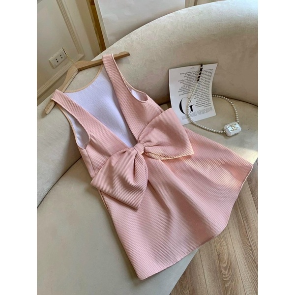 ĐẦM SUÔNG HỞ LƯNG PHỐI NƠ TO XINH XẮN CHẤT XỐP ĐẸP CHUẨN HÌNH