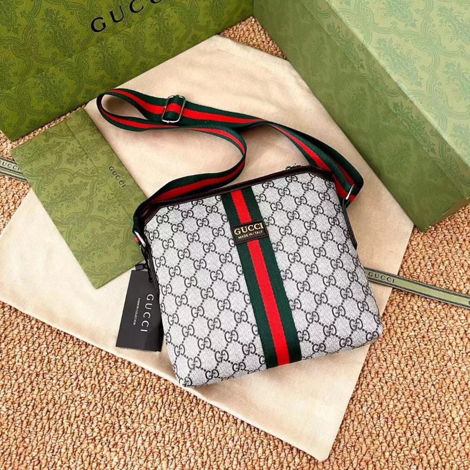 Túi Da Đeo Chéo Gucci Thời Trang Sang Trọng Cho Nam Nữ