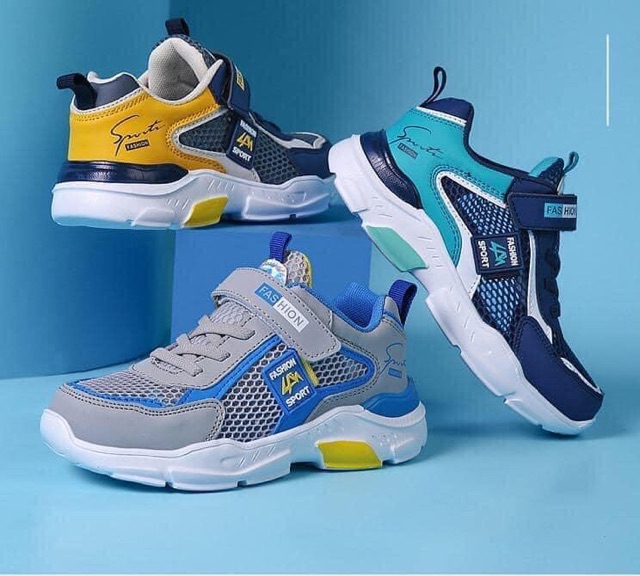 Giầy thể thao cho bé