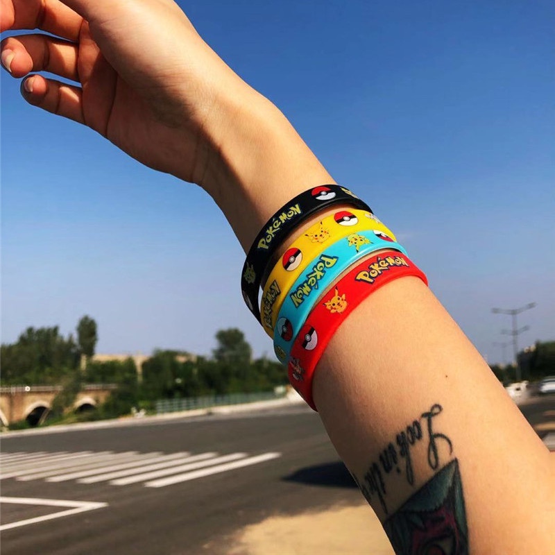 Vòng Tay Silicone Đính Quả Cầu Pokemon