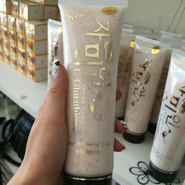 Tẩy tế bào chết  L-Glutathione whitening body exfoliating cream