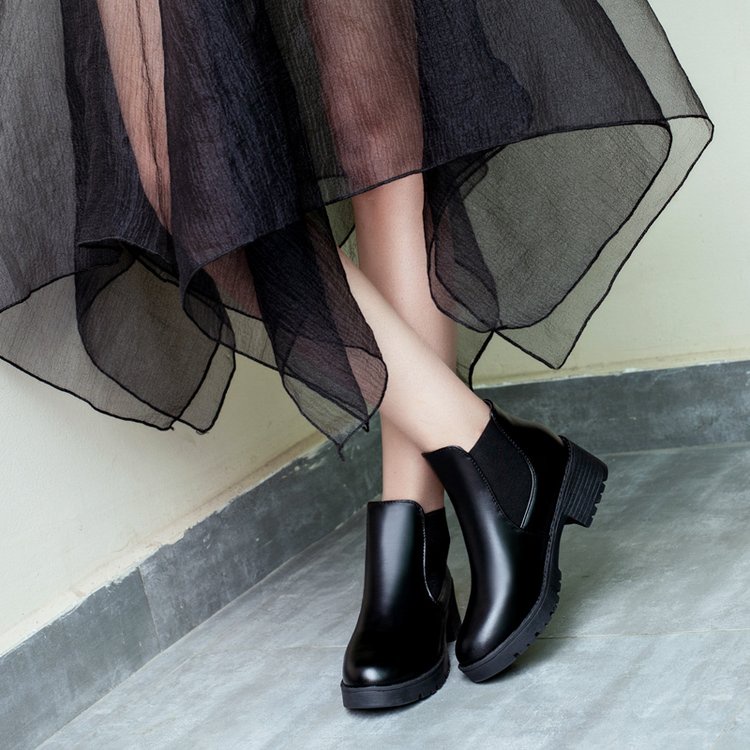 Giày Bốt Đế Cao Vừa Mũi Tròn Cổ Thấp Thời Trang | BigBuy360 - bigbuy360.vn