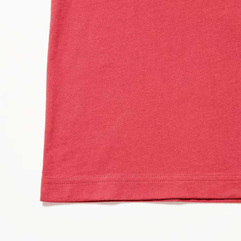 Uniqlo ut nam / nữ / cặp đôi one piece film red print t-shirt tay ngắn 453660