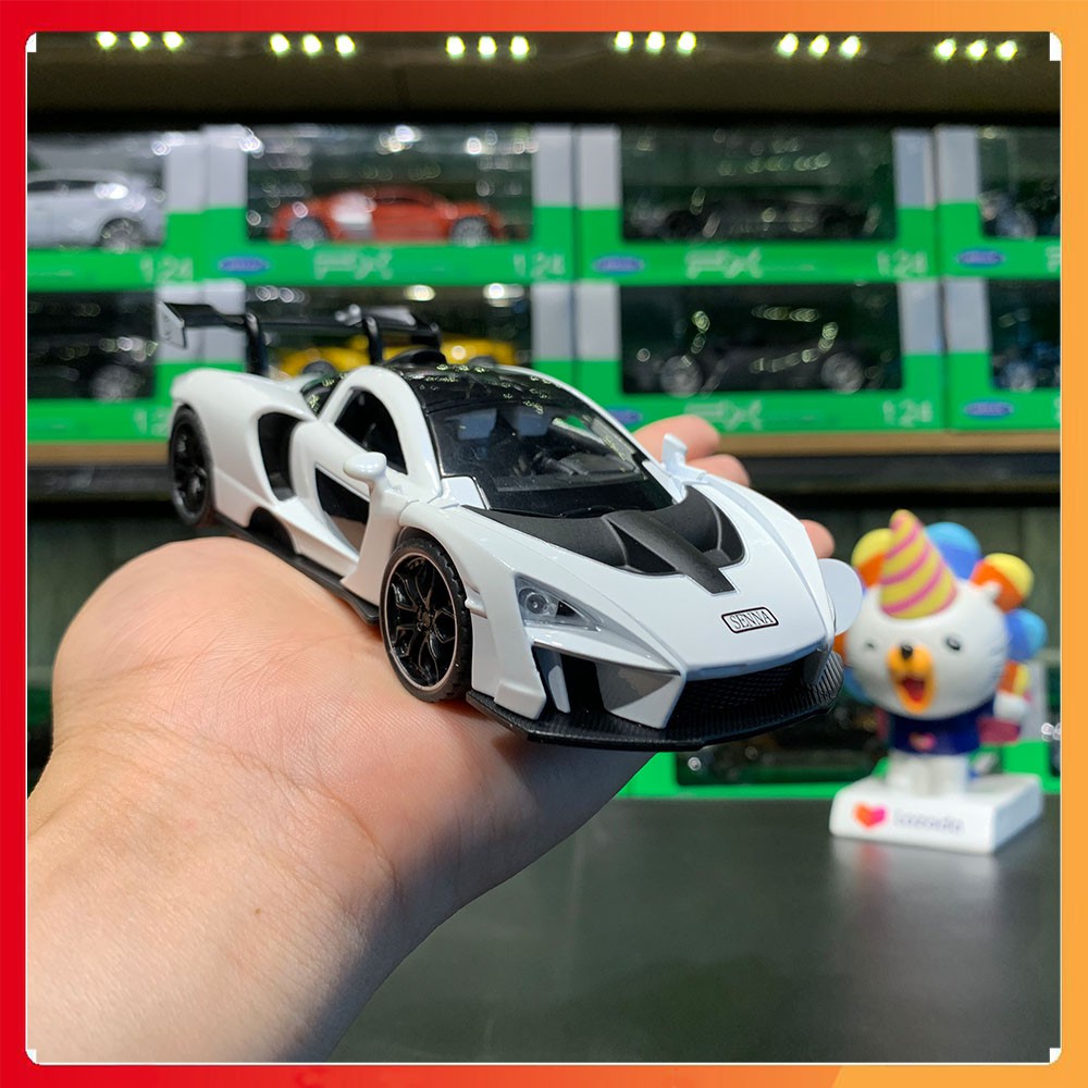 Mô hình xe Mclaren Senna tỉ lệ 1:32 màu trắng