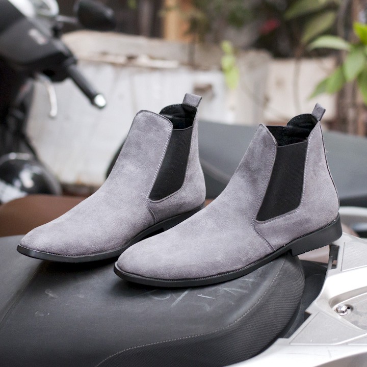 [ XẢ KHO ] Giày Chelsea Boot Nam Cao Cổ Da Buck Cổ Chun Màu Xám Phong Cách Hàn Quốc - CB548-XAM | BigBuy360 - bigbuy360.vn