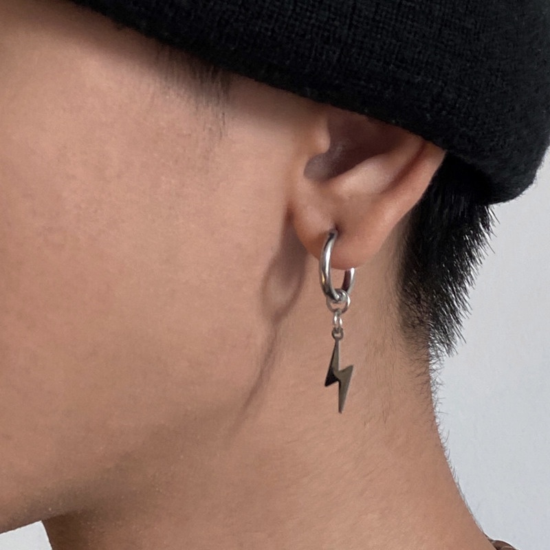 Bông Tai Bằng Thép Titan Hình Tia Chớp Màu Bạc Phong Cách Hip Hop Thời Trang Cho Cặp Đôi