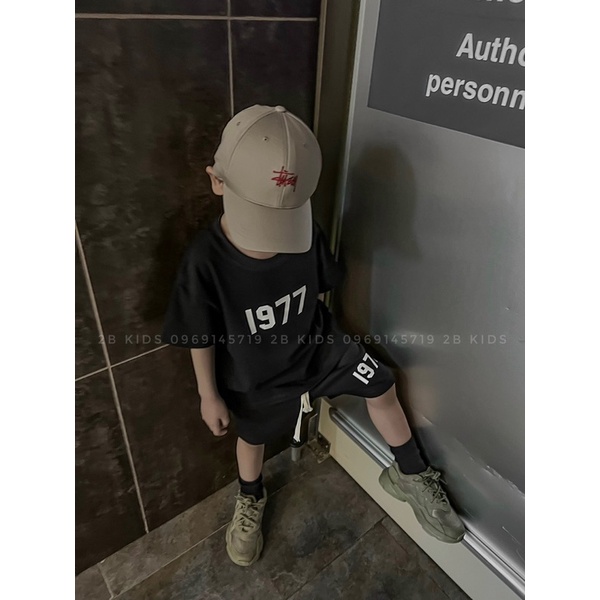 Set phông đen 1977 2Bkids Fashion