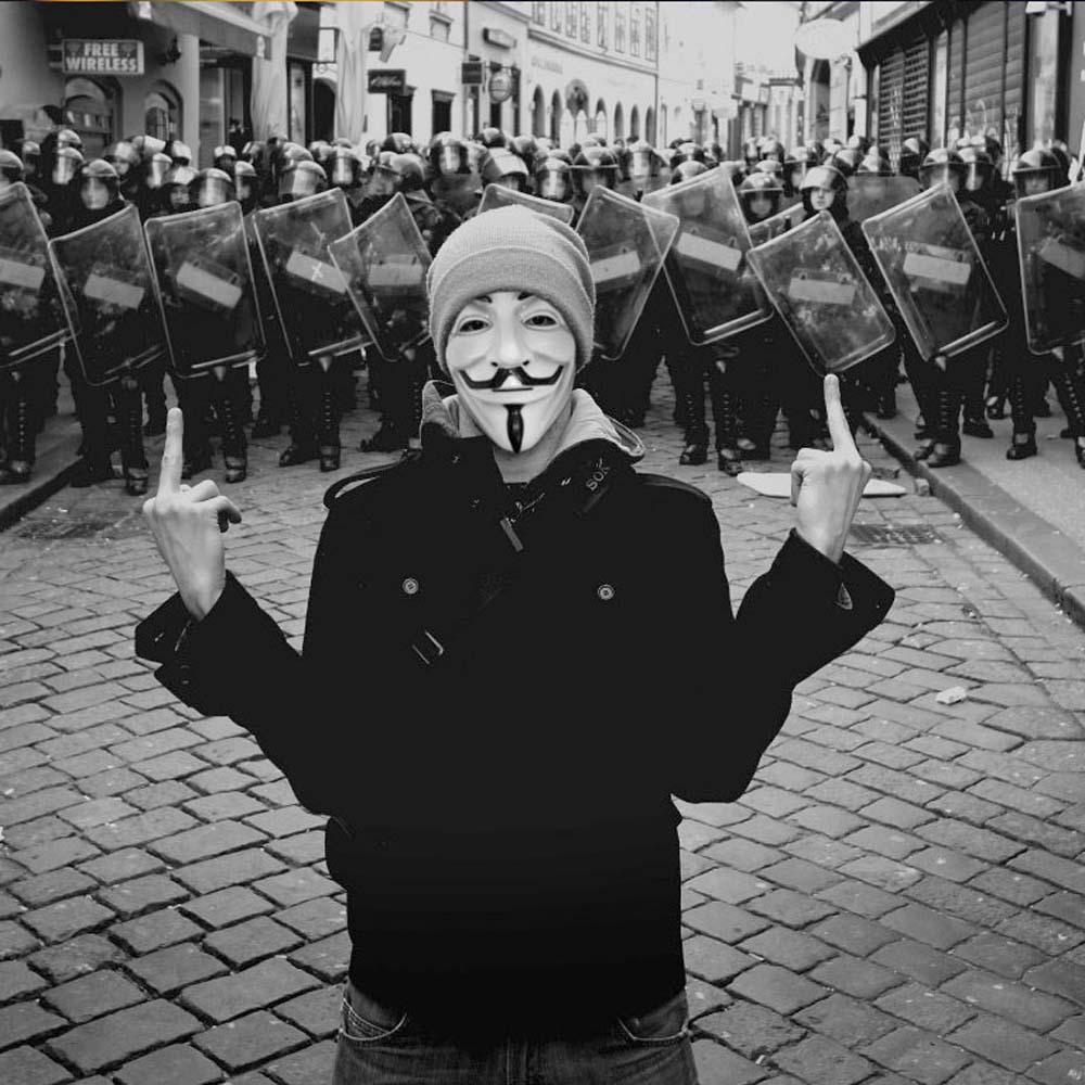 Mặt Nạ Hóa Trang AUGUSTINA V for Vendetta
