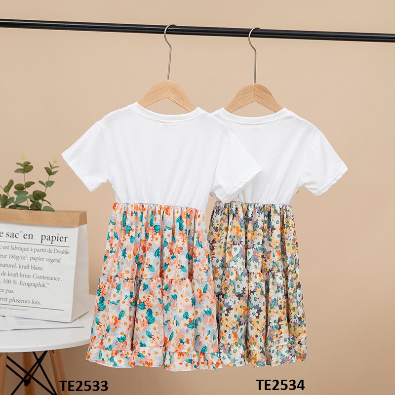 Váy cho bé gái - Váy xòe hoa nhí màu cam may liền áo thun trắng Smartkids TE2533 (15-30kg)