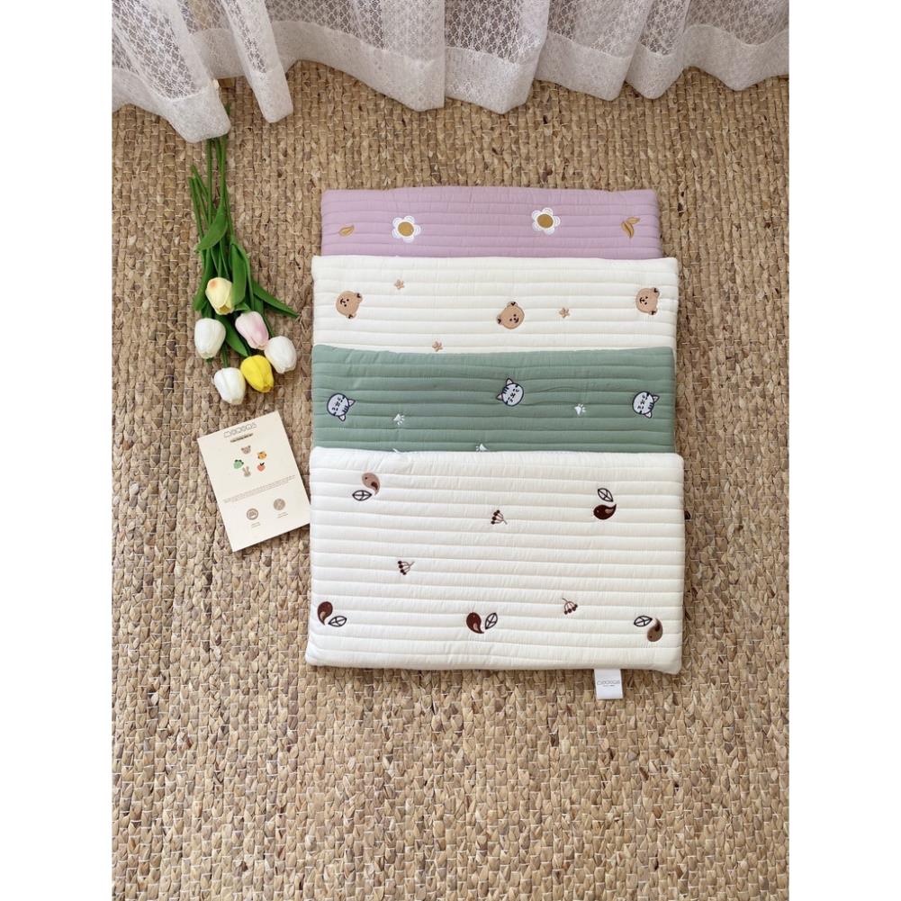 Gối cao su non Monona êm ái, có kết cấu thoáng khí, chống ngạt giúp bé yêu ngủ ngon