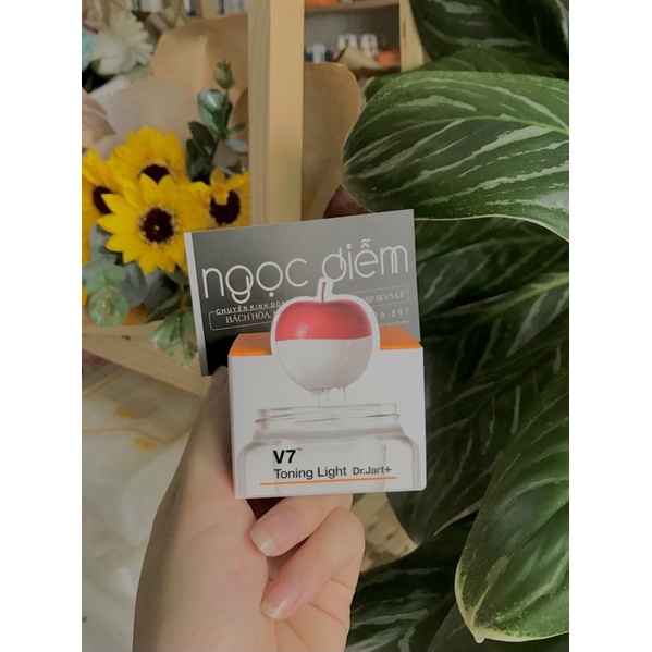 Kem V7 mini Hàn Quốc