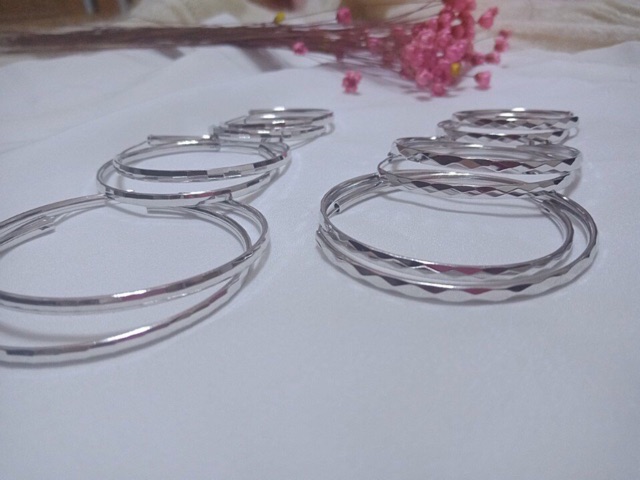 Khuyên tai vòng tàu bạc nmj