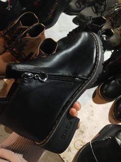 Boot nữ da hai khoá