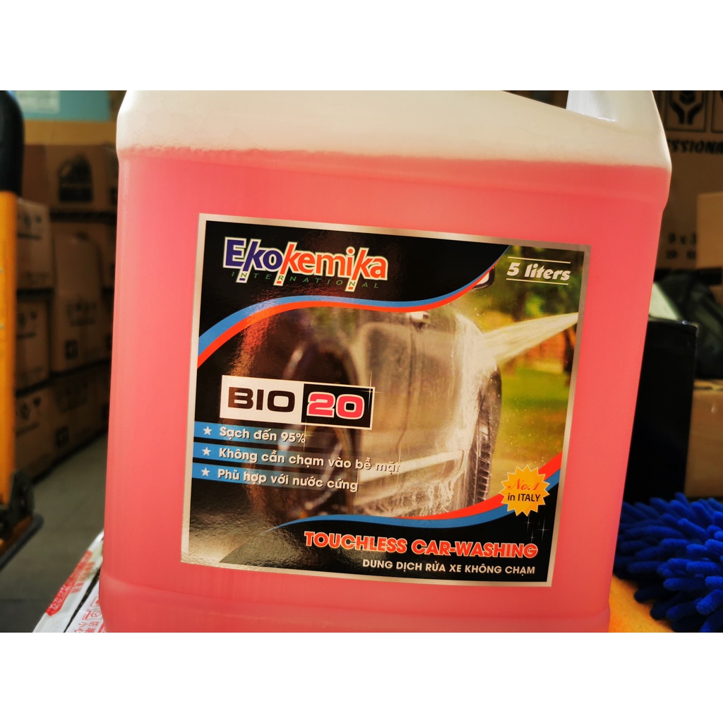 Dung Dịch Rửa Xe Không Chạm Ekokemika BIO 20 Tặng Khăn Bao Tay Lau Xe 5L