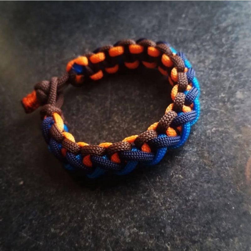 Vòng tay nam nữ - Vòng tay paracord mang phong cách mới