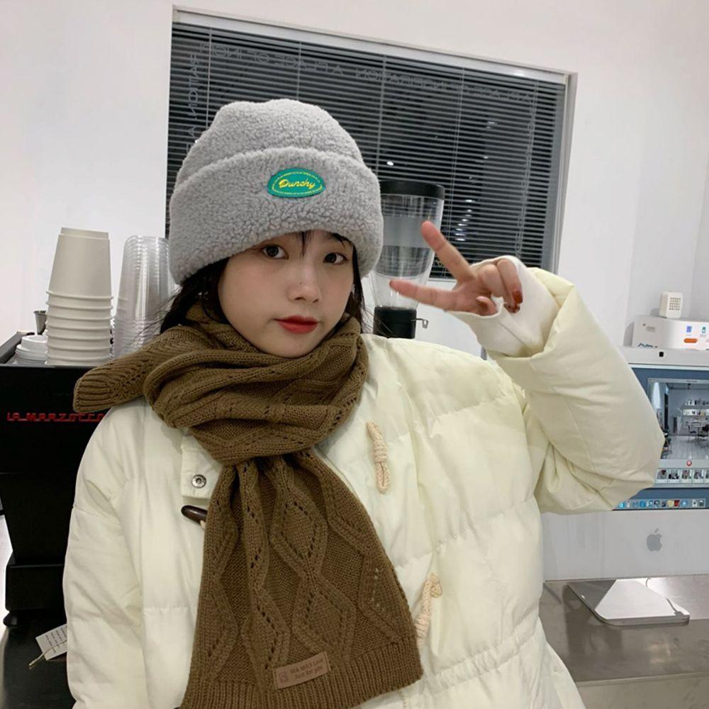 Mũ beanie Lông Cừu Màu Trơn Đơn Giản Bảo Vệ Tai Thời Trang Thu Đông Cho Nữ
