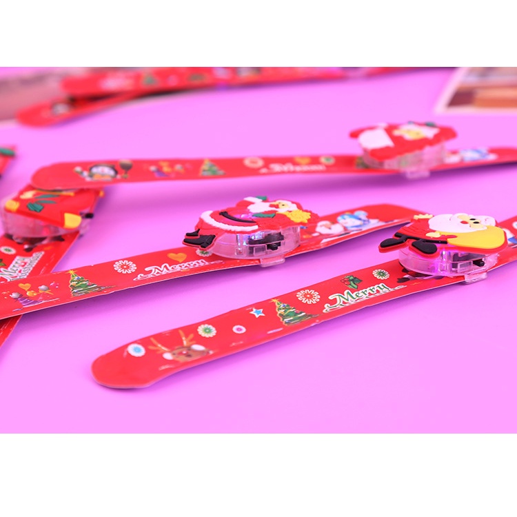 Đồng hồ đeo tay hình người tuyết hoạt hình có đèn LED