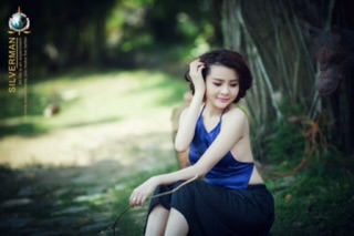 Yếm đào nữ