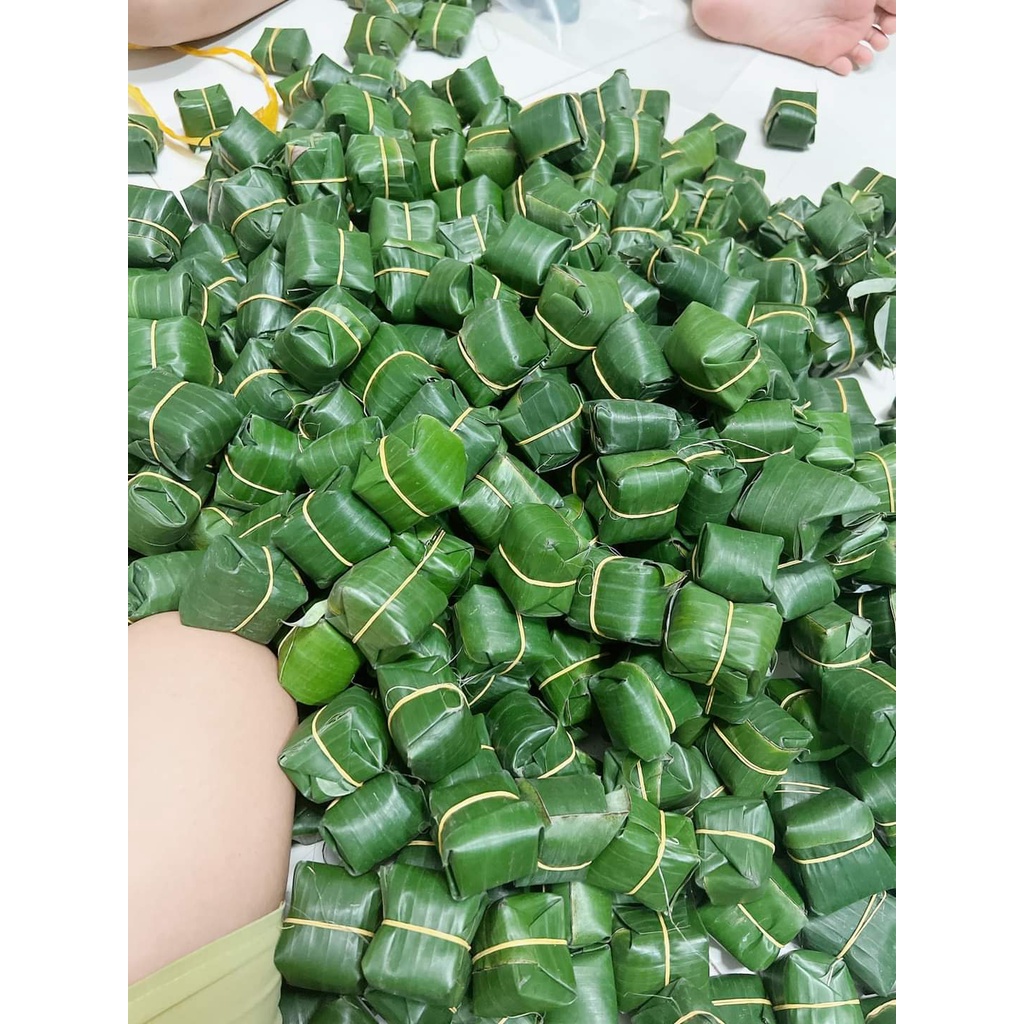 QUÀ BIẾU NEM CHUA BÌNH ĐỊNH  (1 Gói 10 chiếc) | BigBuy360 - bigbuy360.vn