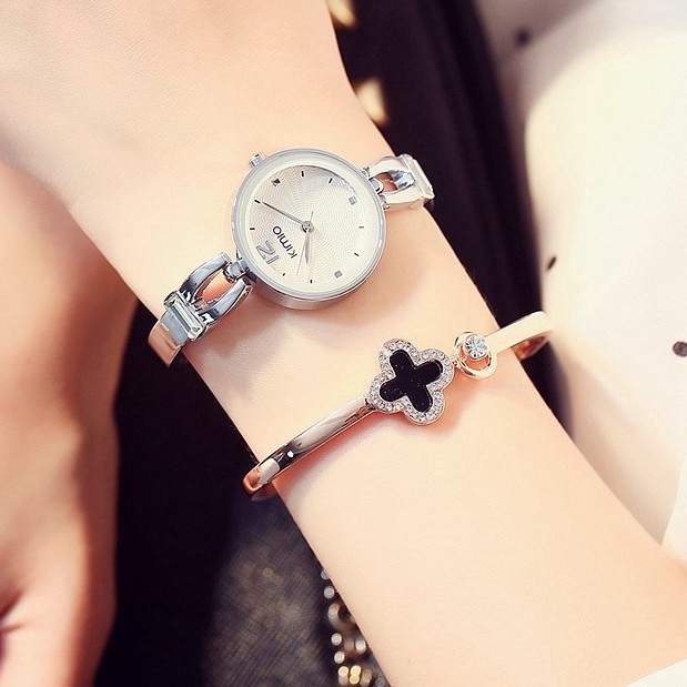 Vòng tay cỏ 4 lá chấm đen Cao cấp May mắn hot Thời trang Hàn Quốc dễ thương sang trọng
