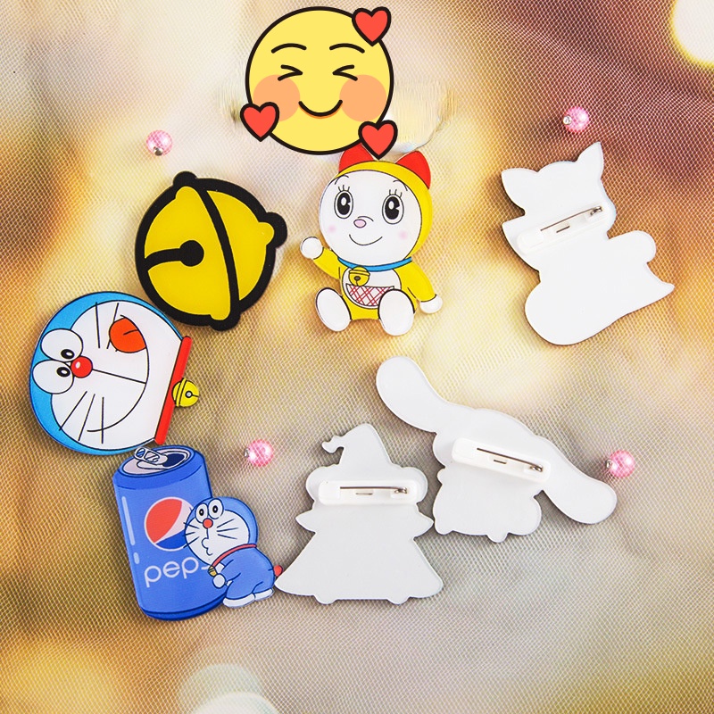 Ghim Cài Áo Hình Mèo Máy Doraemon Bằng Acrylic Dễ Thương