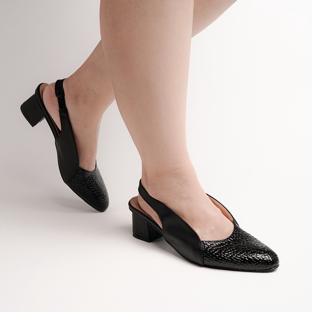 Giày nữ size lớn 41s.d 45 ZVT 087