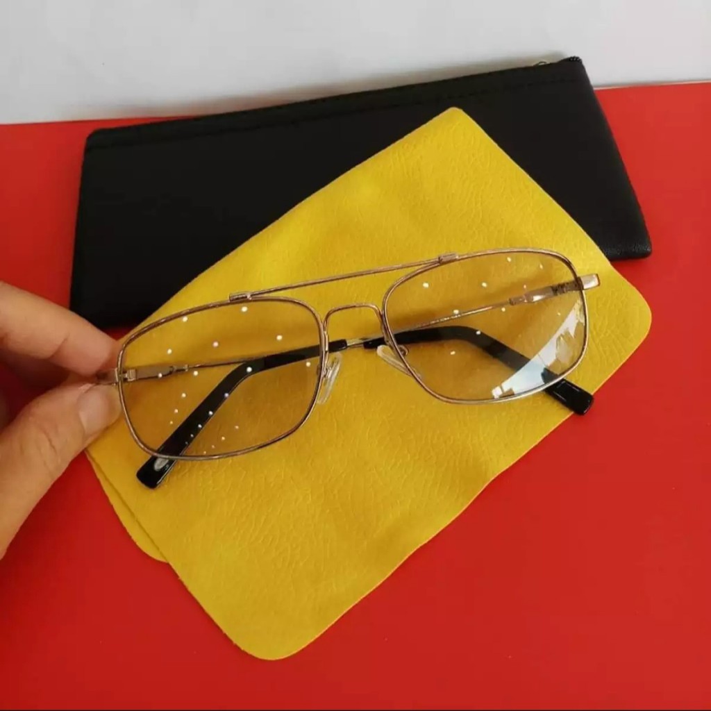 kính đổi màu nam đi ngày và đêm dành cho tuổi trung niên tròng kính thủy tinh gọng titan có khả năng uốn dẻo | BigBuy360 - bigbuy360.vn