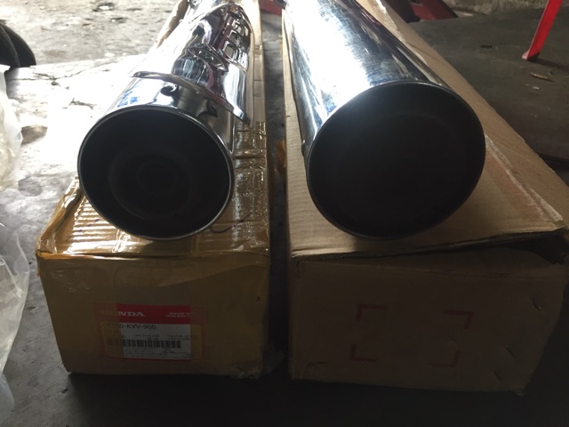 Pô anpha 2004 bụng bự zin moi