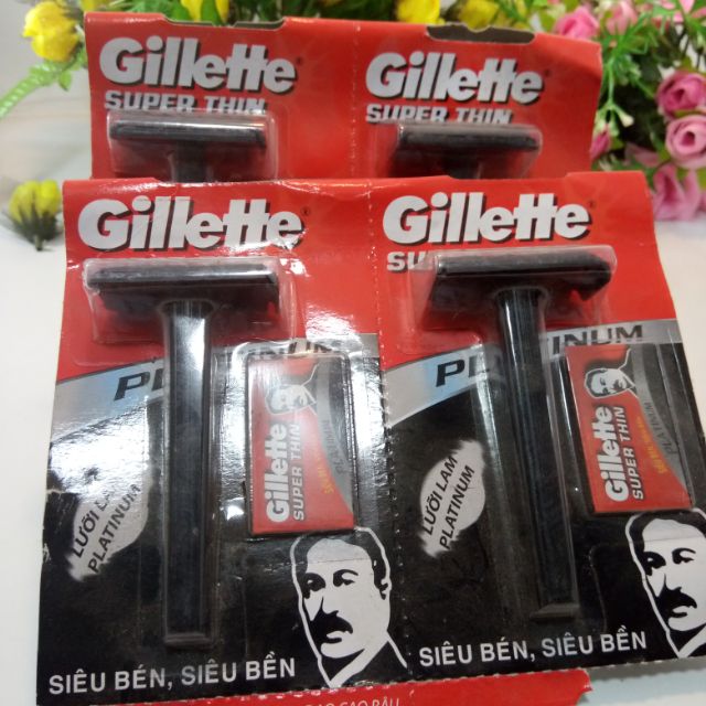 Bàn cạo râu Gillette cổ điển dùng bằng lưỡi lam( tặng kèm một lưỡi lam)