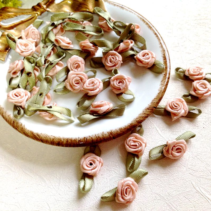 Set 100 Hoa Hồng Mini Bằng Vải Satin Dùng Để Trang Trí