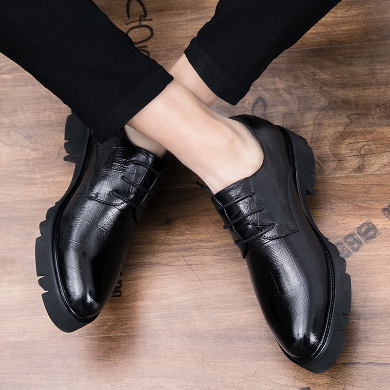 Giày da nam công sở mũi tròn màu đen sần đế cao su tăng chiều cao VIP06 - Puno Official Store