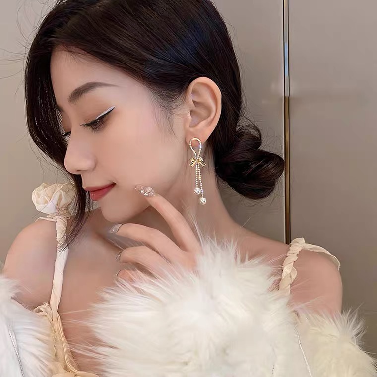 Đôi Bông Tai Dáng Rơi Họa Tiết Nơ Thời Trang Cho Nữ