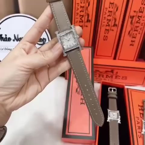 Đồng hồ Herme.s nữ, đồng hồ nữ hermes dây da mặt vuông viền đá sang trọng cho bạn gái trẻ trung cá tính -Thaonami | BigBuy360 - bigbuy360.vn